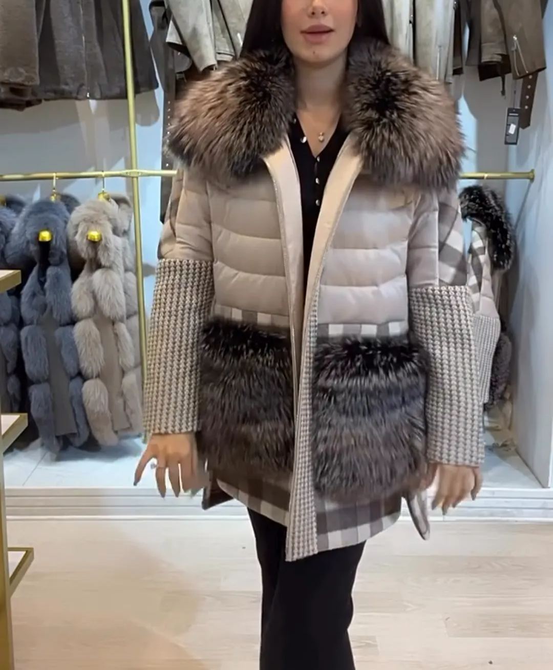 Elegant Puffer Coat with Removable Fur Trim