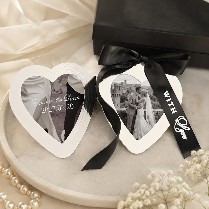 Personalized Heart-Shaped Wedding Photo Album – Custom Couple Names, Date & Photo Keepsake