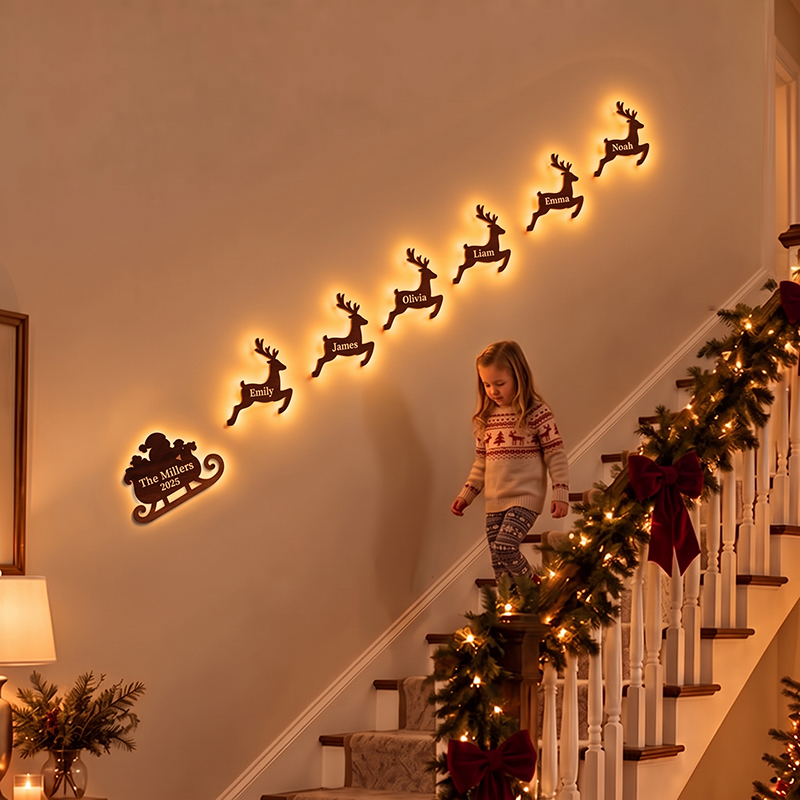 Personalized Family Reindeer Sleigh Wall Light with Names – Custom Christmas Wall Décor