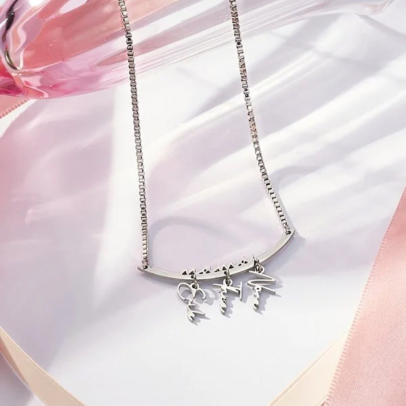 Personalized Names Hanging Family Necklace with 1-7 Names Pendants Birthday Mother's Day Gift for Mother Grandmother