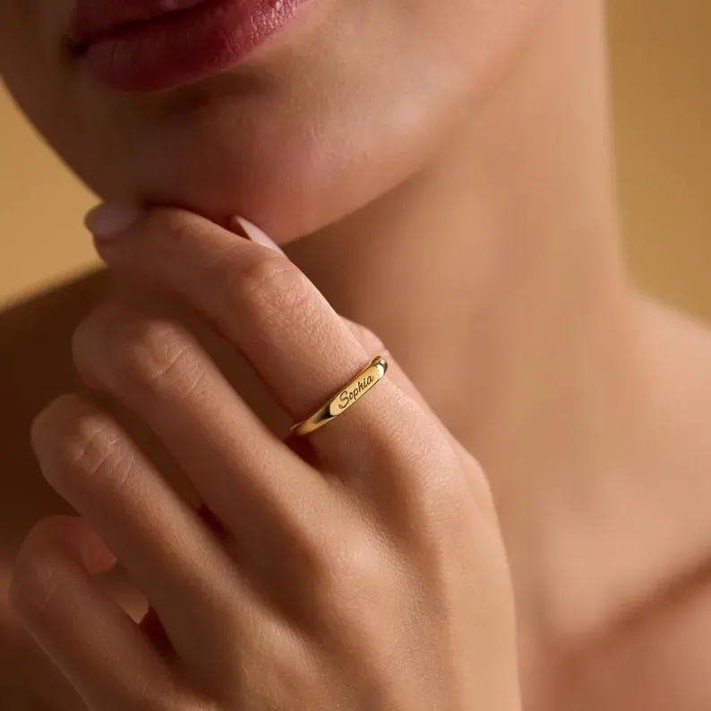 Personalized Name Ring – Custom Engraved Minimalist Signet Ring