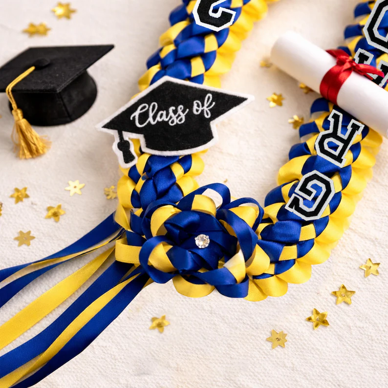 Personalized Graduation Lei with Name, Graduation Gift, Gift for Graduates, Custom Satin Ribbon Lei with Grad Cap, Senior Night Gift