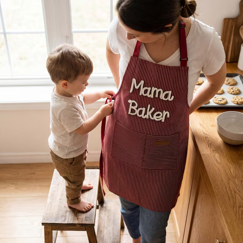Personalized Parent & Child Aprons – Custom Raised Name Matching Baking Set for Parent & Child