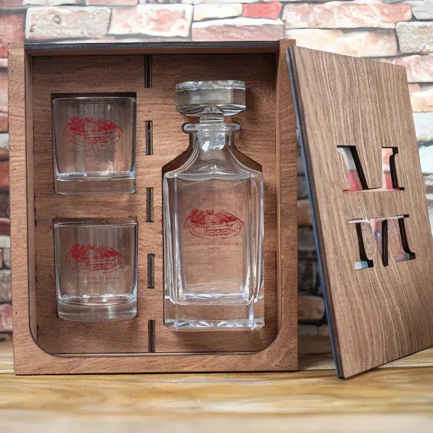 Jack Trice Stadium - Iowa State Cyclones Whiskey Set