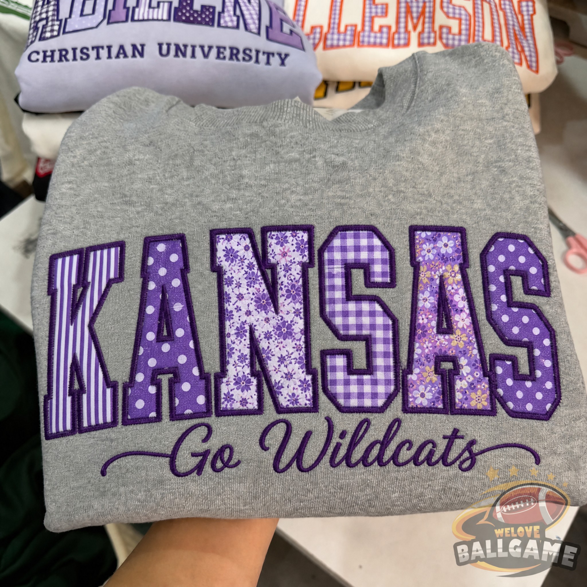 Custom Kansas State Patchwork Fabric Embroidered Sweatshirt, Personalized Floral Varsity College Sweatshirt