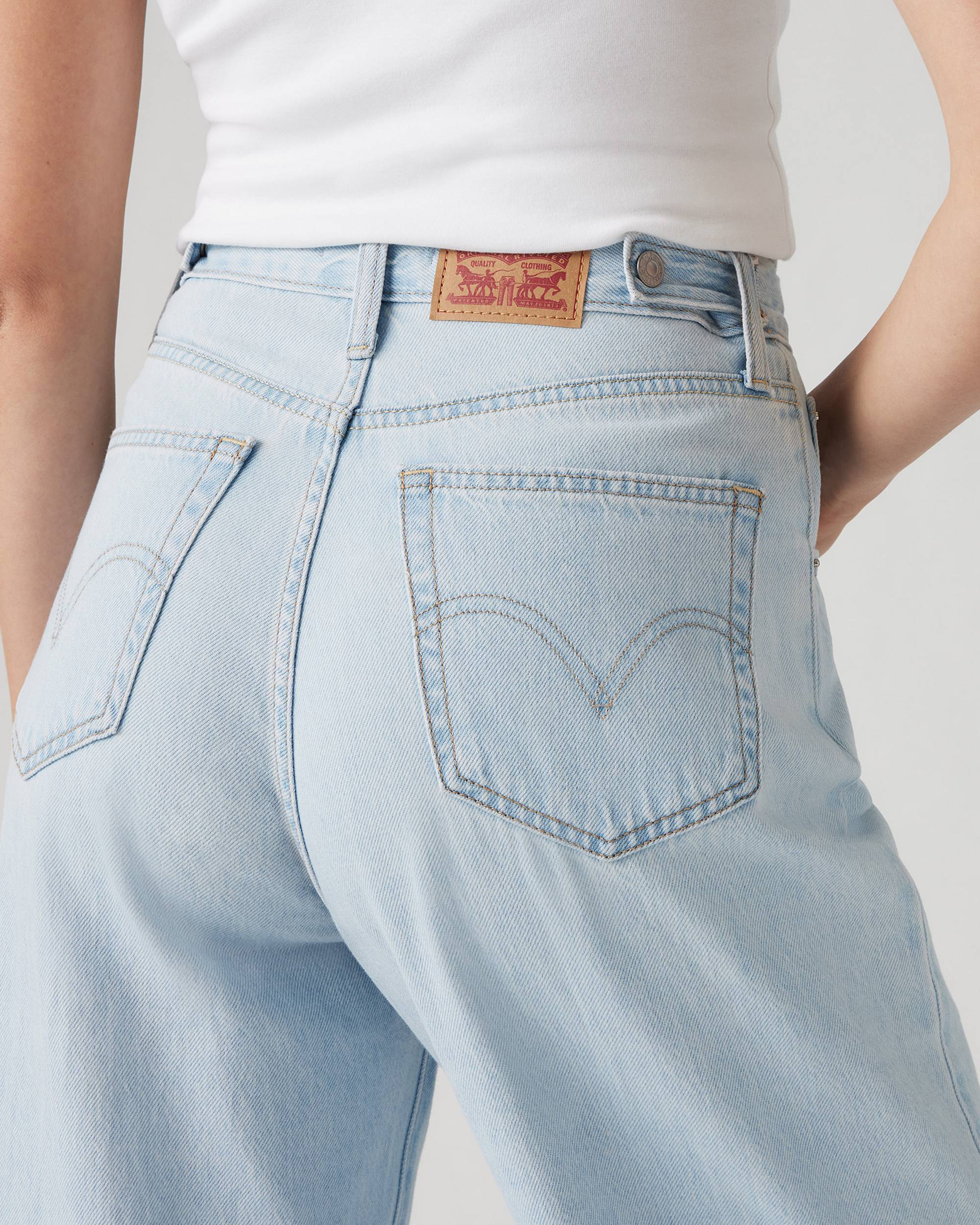 Levis Adjustable Womens Cinch Baggy Jeans (Buy 2 Free Shipping)