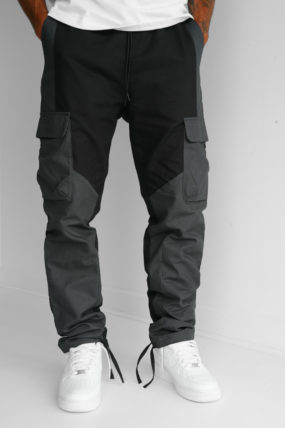 Terrain Panel Cargo Pants  (Buy 2 free shipping)
