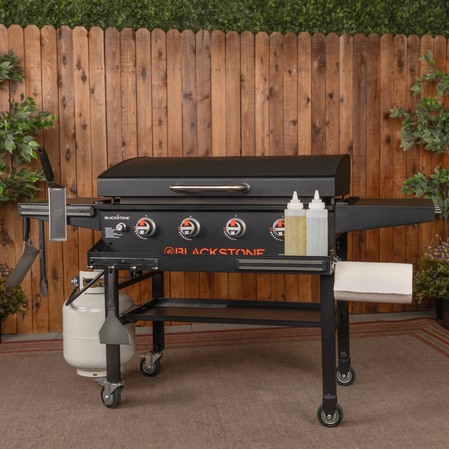 Blackthtstone 36 in. Grithtddle with Hinged Hood, Front Shelf and Soft Cover
