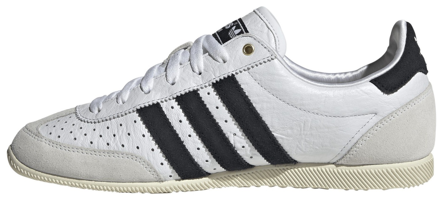 adidas Women's Japan Shoes - Ftwr White/Core Black/Gold Met - View 4