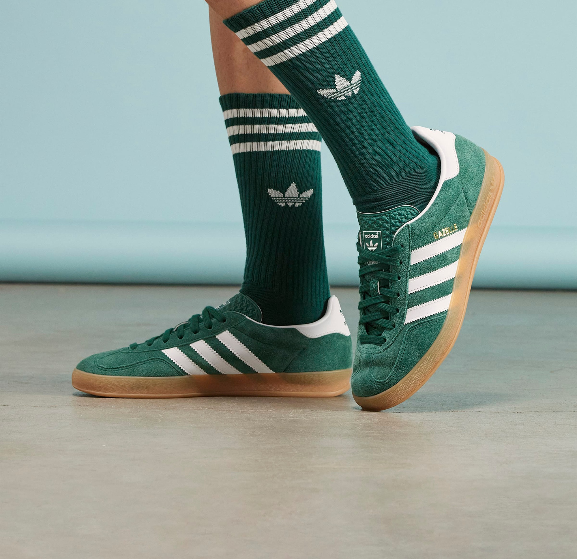 adidas Men's Gazelle Indoor Shoes - Collegiate Green/White/Gum - View 3