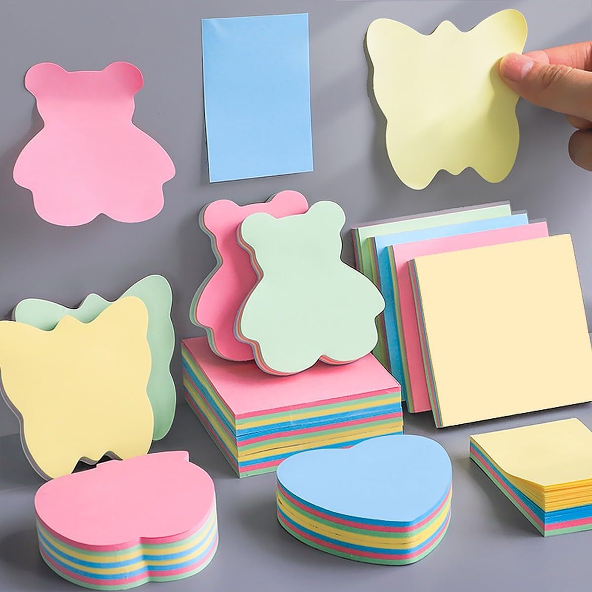 Sticky Notes 600 Sheets Cute Shapes (6 Shapes x 100 Sheets Each) Self Adhesive for Reminders, Notes, School, Study, Office Organizing Memo Meetings Pad Multicolors