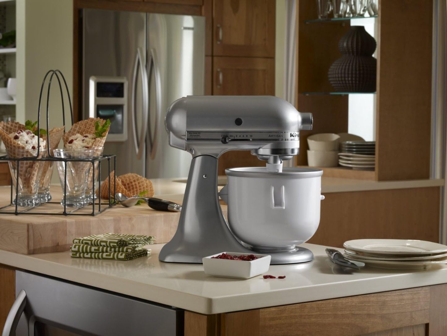 KitchenthtAid Ice Cream Maker Attachment w/ Ice Cream Scoop