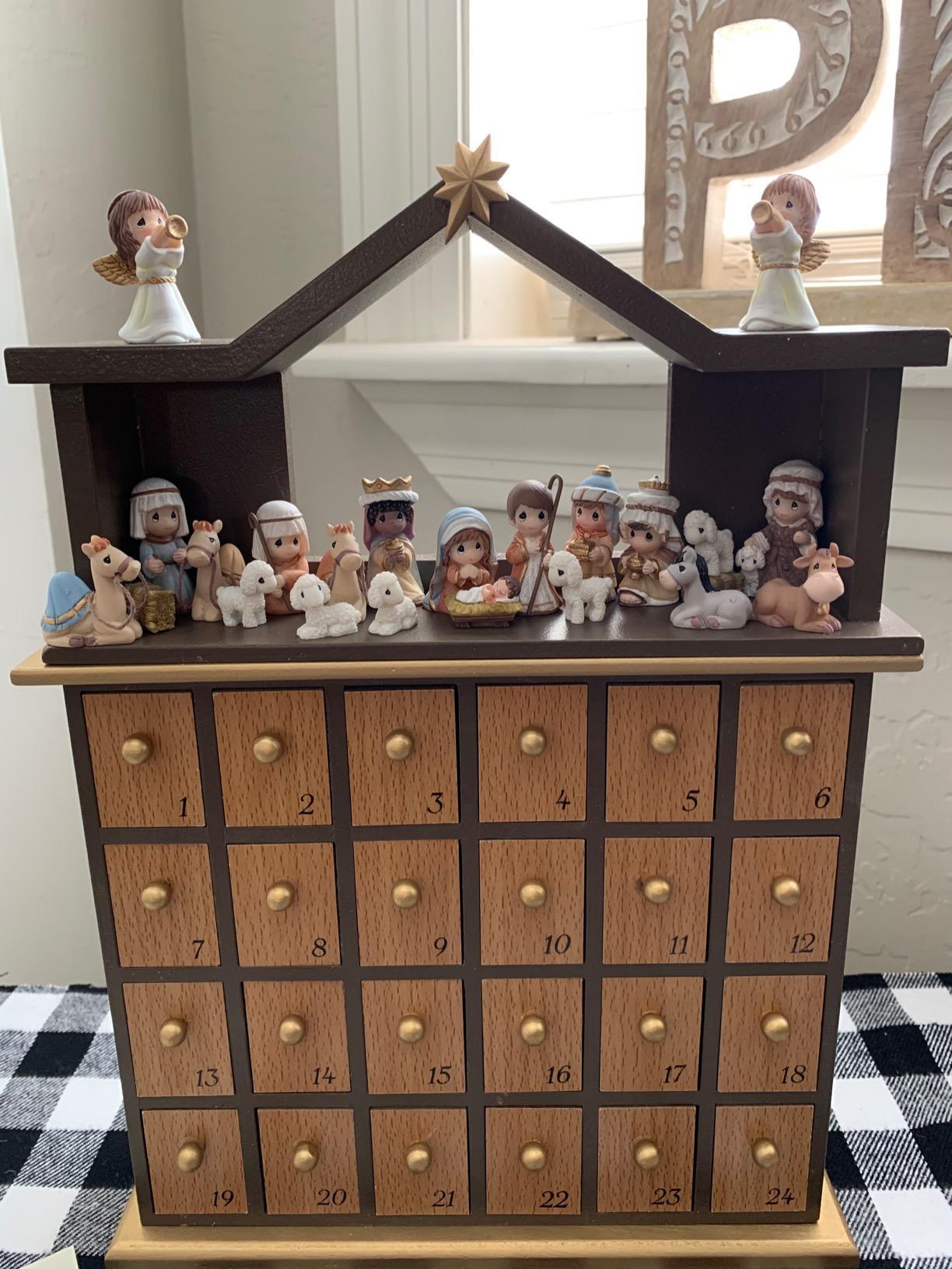 🔥LIMITED TIME OFFER ONLY TODAY! - Precious Moments Nativity Figurines Advent Calendar, 26-Piece Set