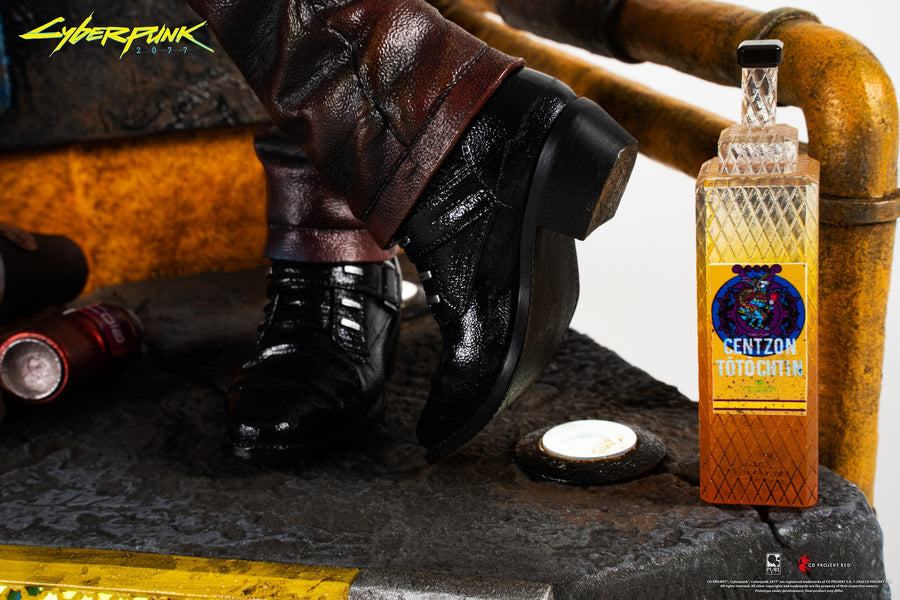 LIMITED EDITION - CYBERPUNK 2077 JOHNNY SILVERHAND 1/4 SCALE STATUE