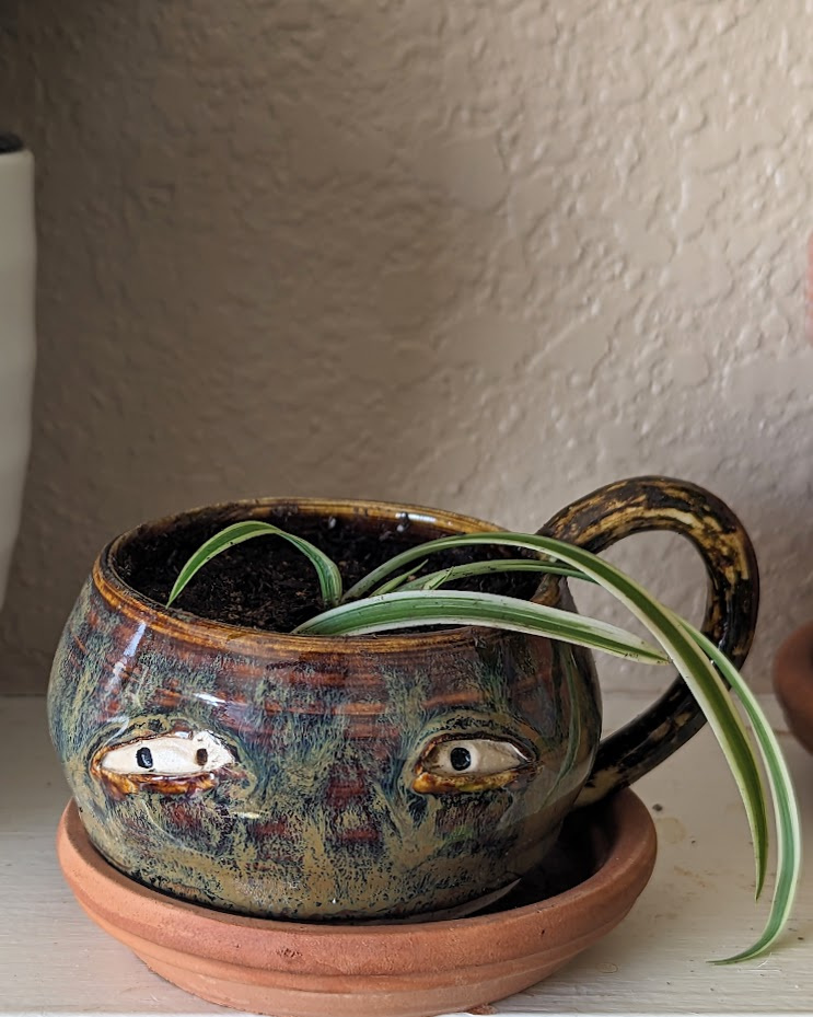 Crying Pots