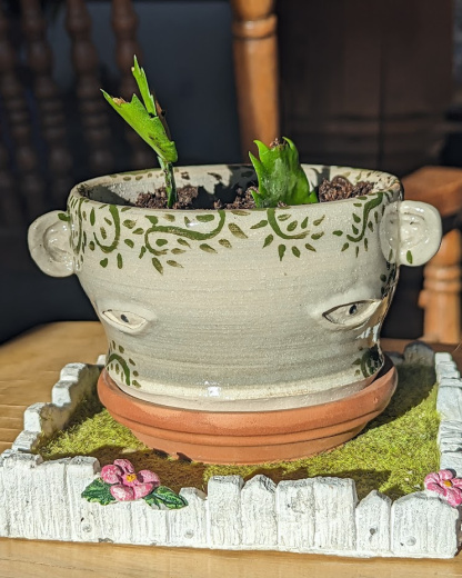 Crying Pots