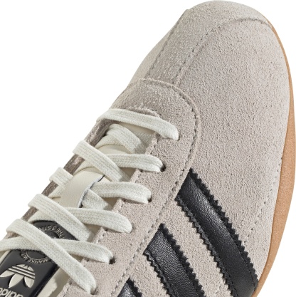 adidas Women's Tokyo Shoes - Off White/Black/Gold Met - View 7