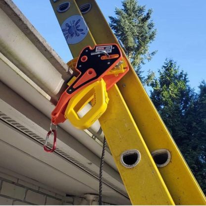 (1 single unit) Ladder Stabilizer, Fits on Gutters in Seconds, Slide Lock, Rolling Safety Device, Ladder Gutter Clip