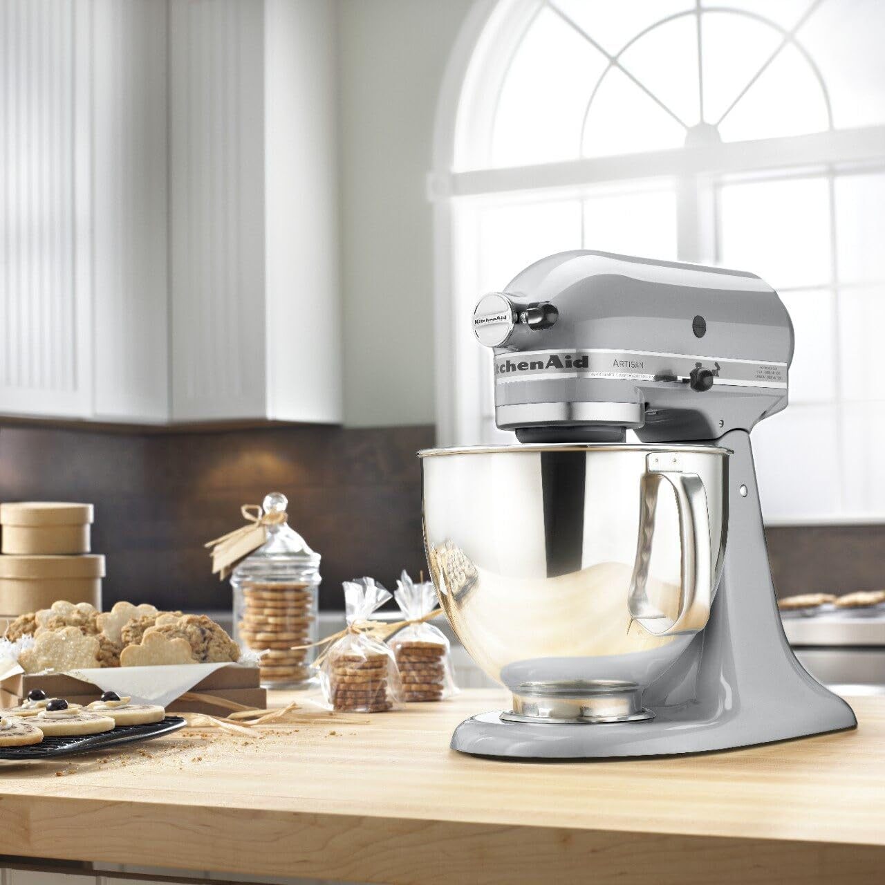 KitchenthtAid Artisan Series 5 Quart Tilt Head Stand Mixer