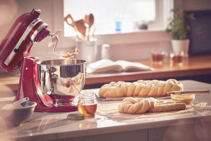 KitchenthtAid Artisan Series 5 Quart Tilt Head Stand Mixer