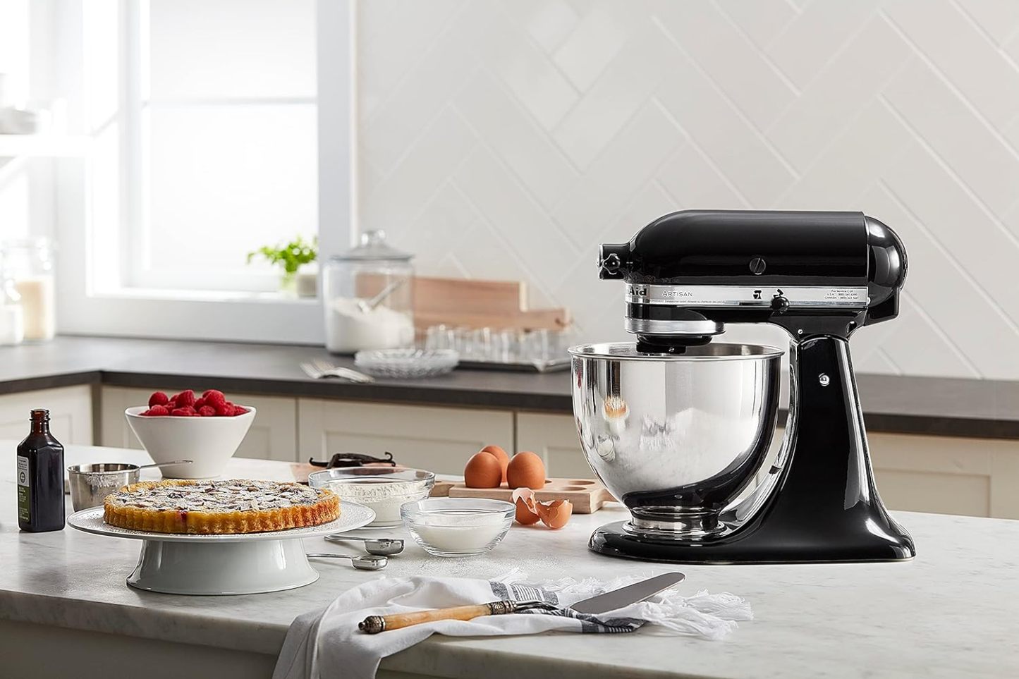 KitchethtnAid Artisan Series 5-Quart Tilt-Head Stand Mixer, Empire Red, KSM150PSER