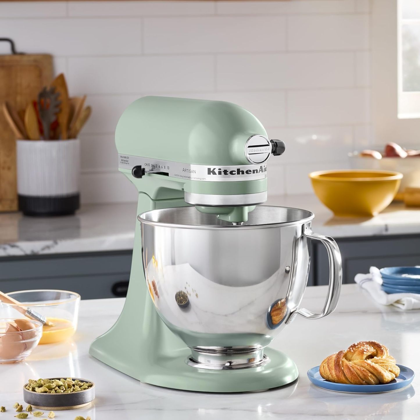 KitchenthtAid Artisan Series 5 Quart Tilt Head Stand Mixer