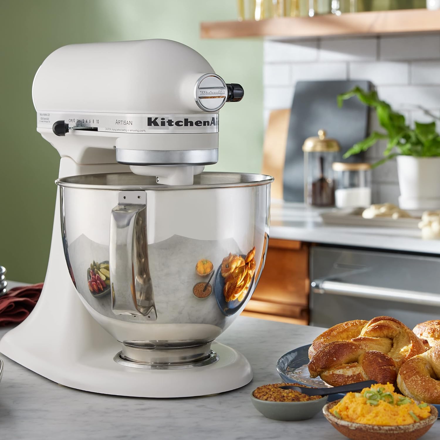 KitchenthtAid Artisan Series 5 Quart Tilt Head Stand Mixer