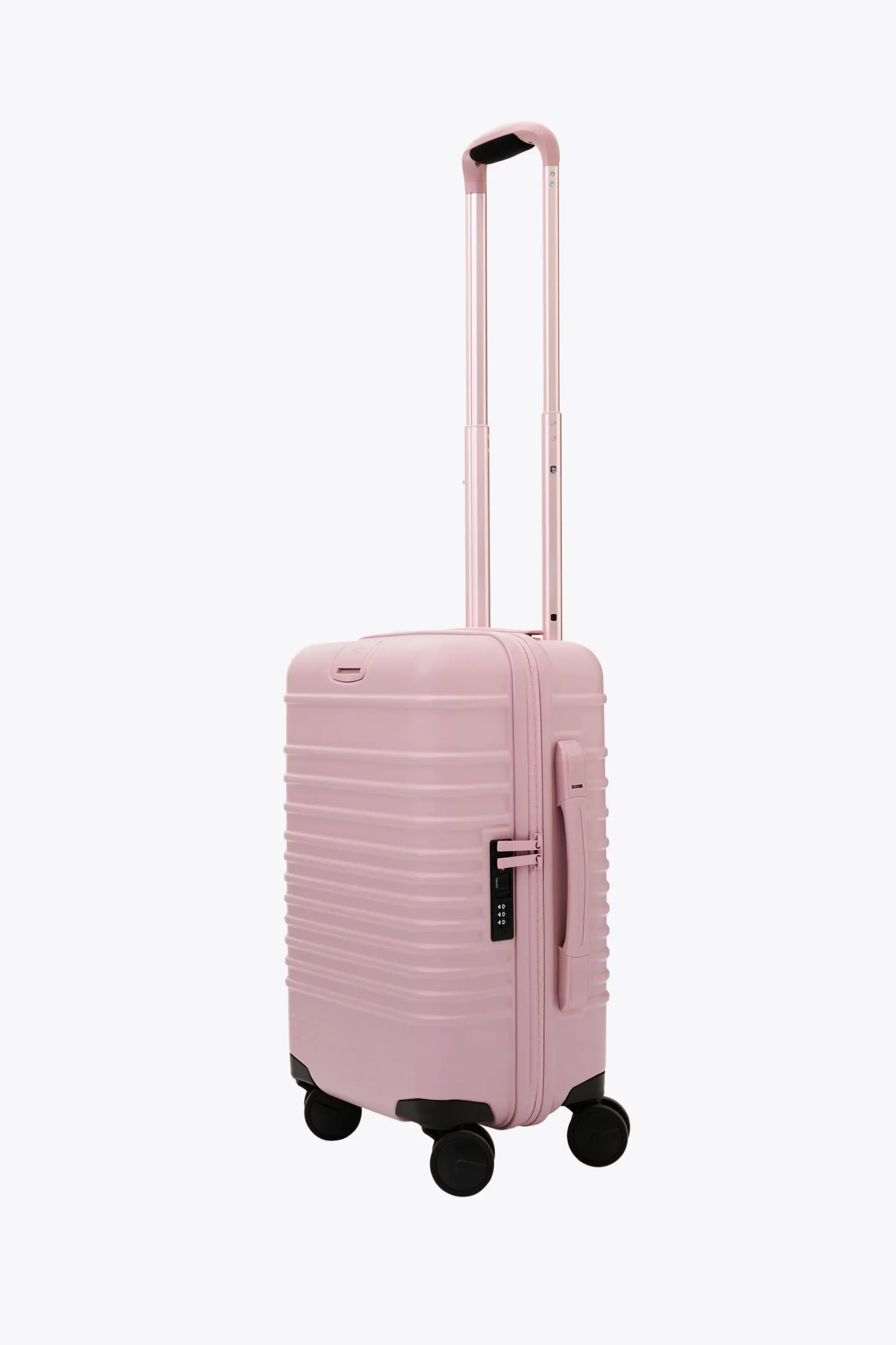 BÉIS Luggage With Limited Lifetime Warranty