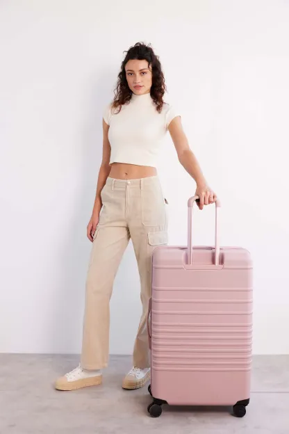 BÉIS Luggage With Limited Lifetime Warranty