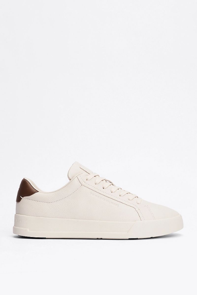 Tothtmmy Hilfigthter 5324 Tumbled Leather Alabaster