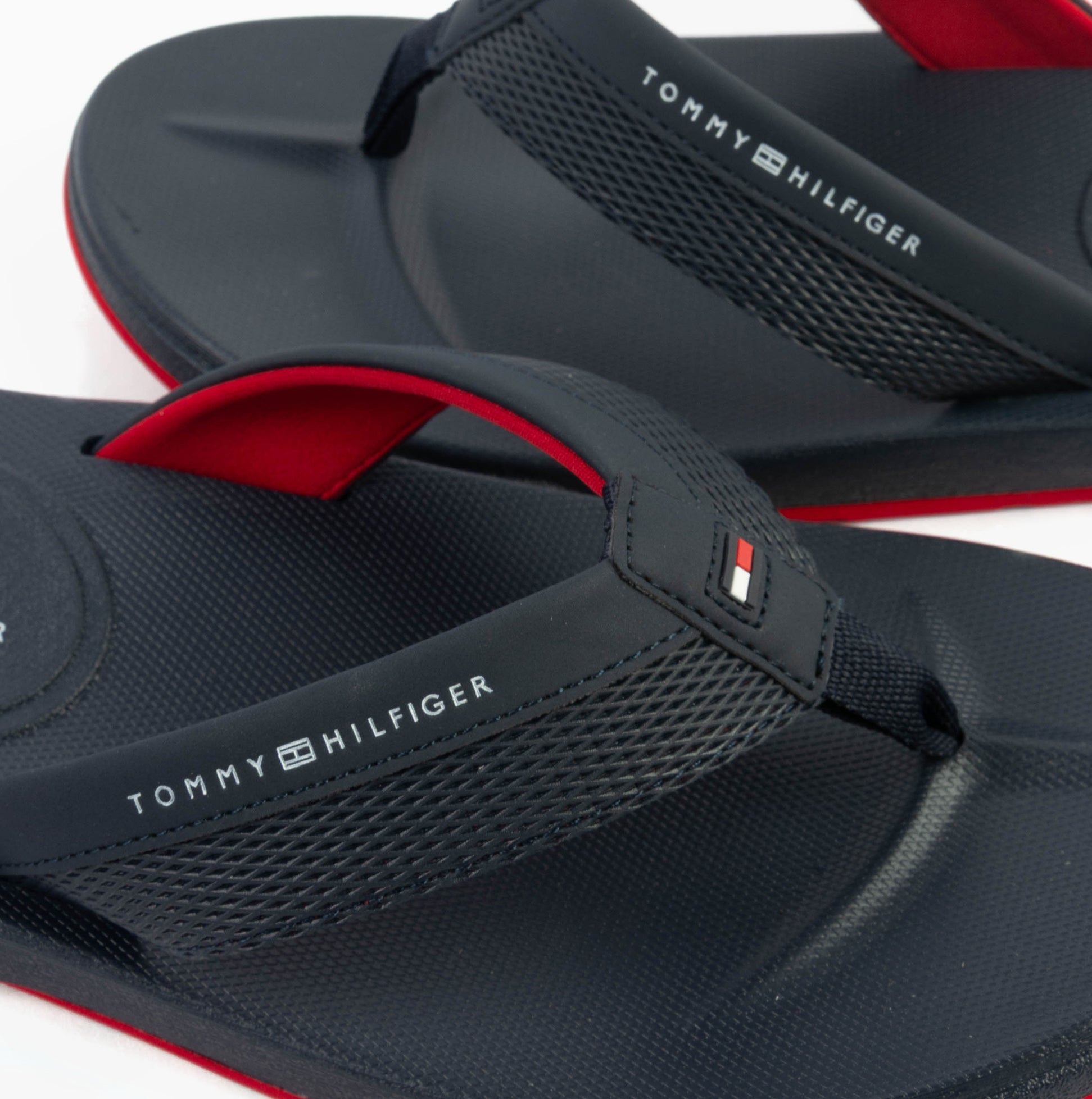 tothtmmy hilfigthter CONTRAST TEXTURE Mens Flip Flops Desert Sky