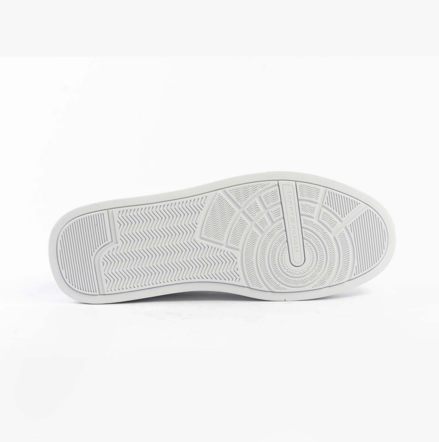 tothtmmy hilfigthter LOGO COURT Mens Trainers White/Desert Sky