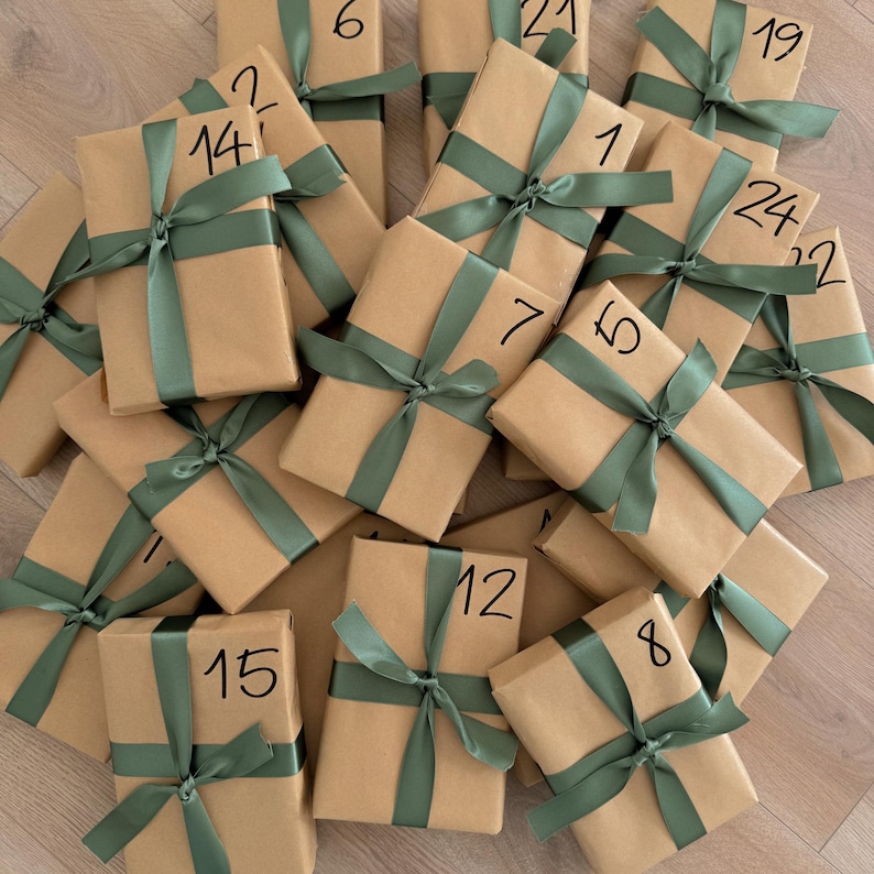 2024 Book Advent Calendar, Crime/Thriller Books, Adult Book Christmas Gift, Fiction Books,  Christmas Present, Christmas Gift, Book Lovers