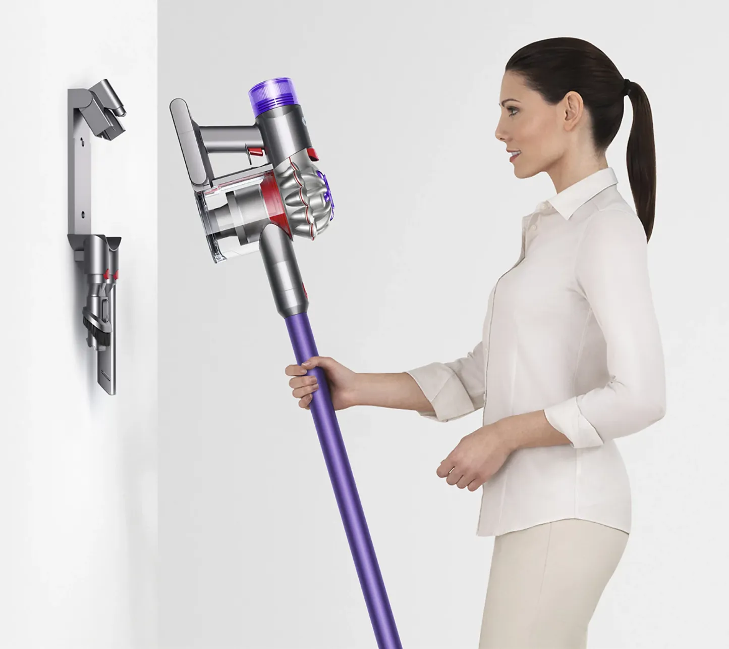 Dthtyson V8 Extra De-tangle Cordless Vacuum with 8 Tools