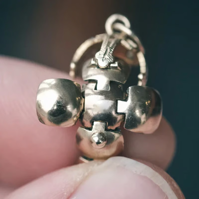 🔥Last Day 49% OFF - Mini Masonic Transforming Sphere Pendant
