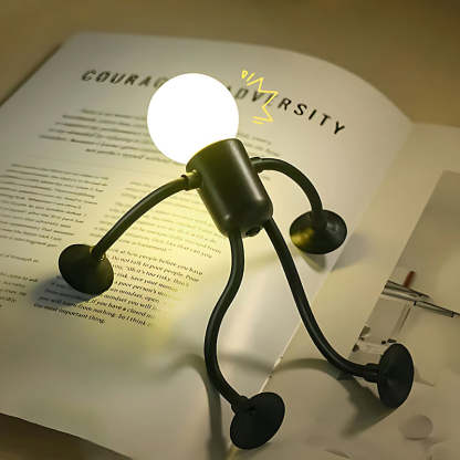 💥Fun night light with interchangeable sports shape🌟