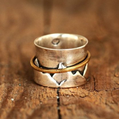 Vintage Valley Golden Circle Moonstone Ring