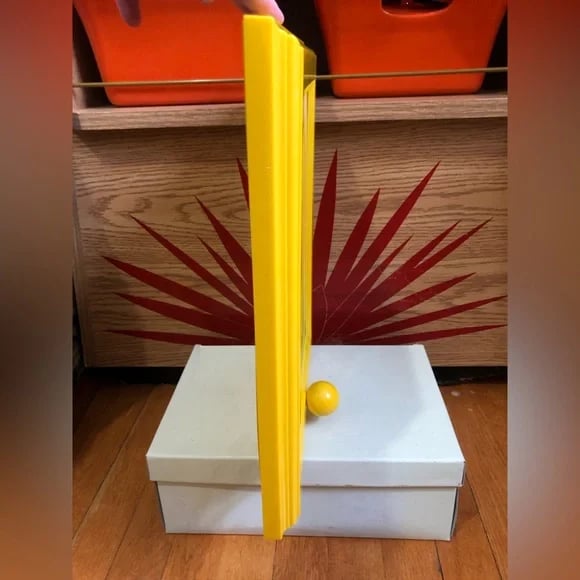 🍬Rare Vintage The Handy Candy Frame - Hanging Candy Machine Art🔥