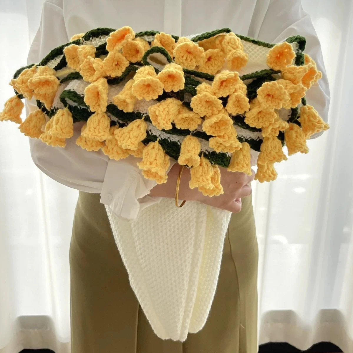 Give a Smile That Lasts Forever❤️❤️--Beyond Flowers: A Hand-Stitched Promise That Never Fades.