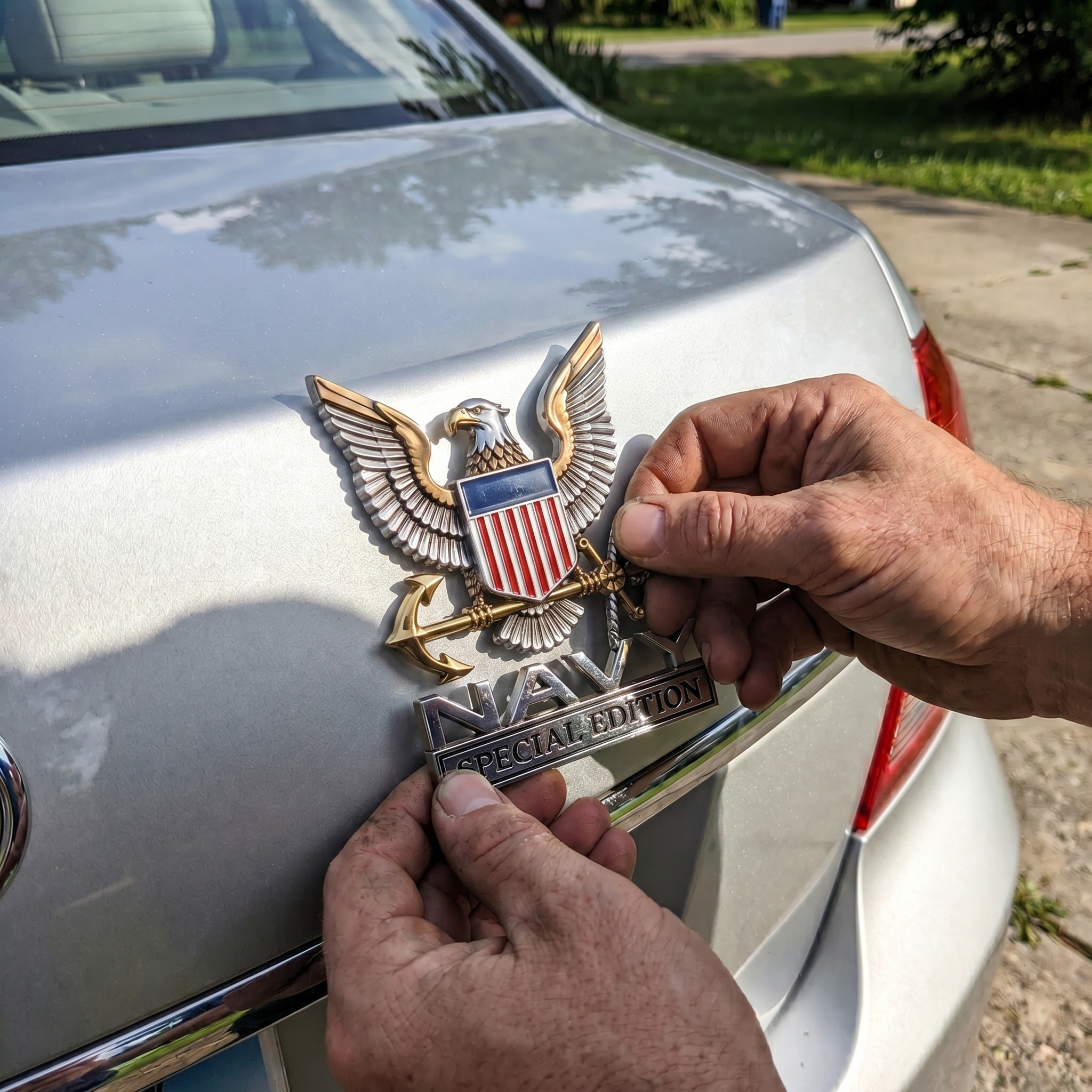 ⚓U.S. Navy Special Edition Metal Vehicle Badge