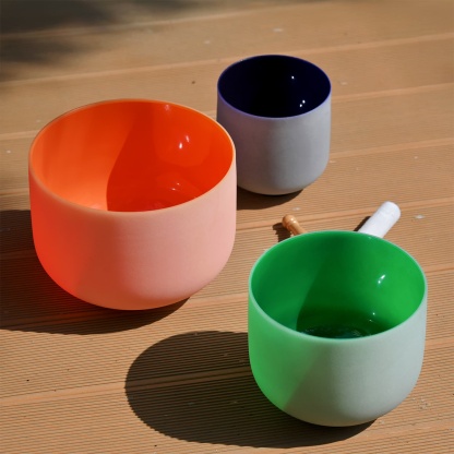 CVNC 6-10 Inch Set of 3 Color Crystal Singing Bowls in Carry Bag