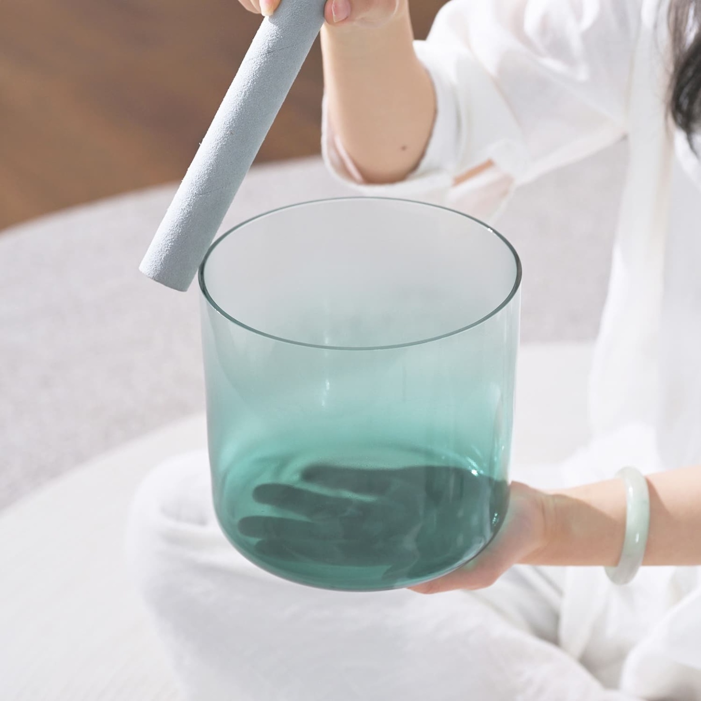 CVNC Aria Crystal Teal Alchemy Heart Chakra Singing Bowl with Carrier Bag For Sound Healing