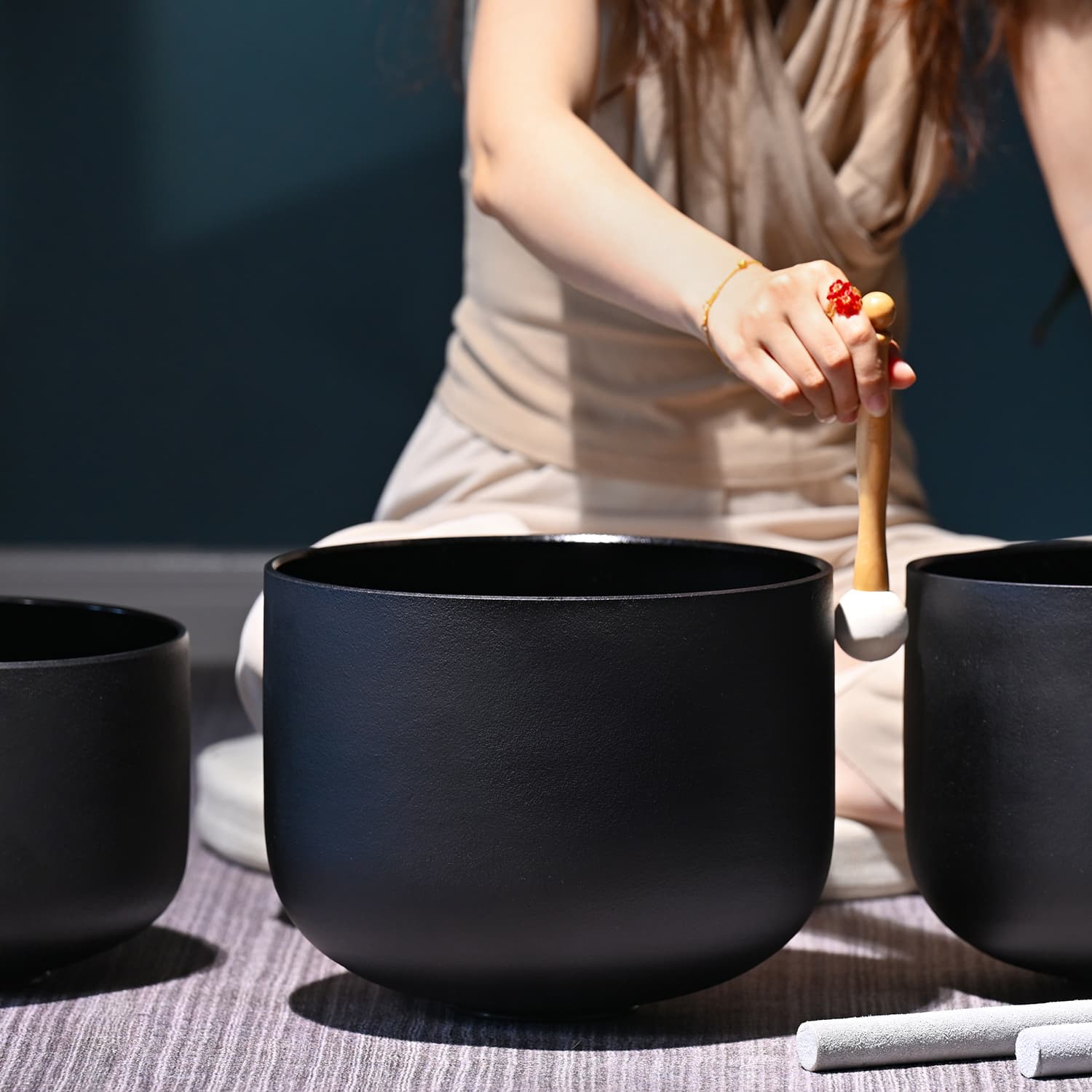 CVNC 7 PCS 6-12 Inch Black Colored Frosted Crystal Singing Bowl Set With Carrier Bag For Sound Bath Meditation