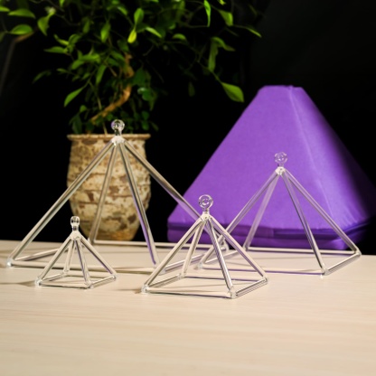 Clear Quartz Crystal Singing Pyramid Set with Carrier Bag