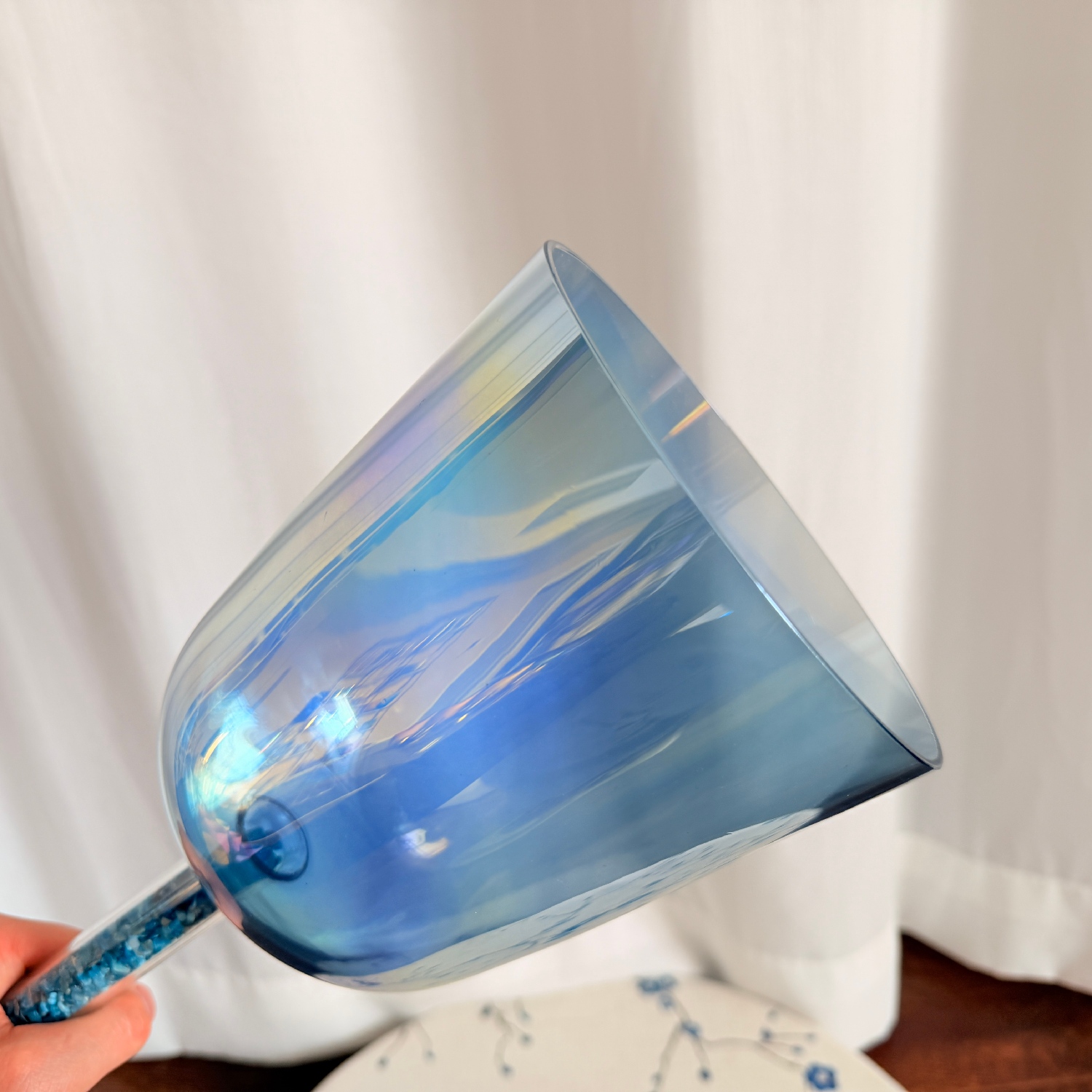 CVNC Handle Clear Cosmic Light Blue Crystal Singing Bowl With Carrier Bag For Chakra Healing Meditation