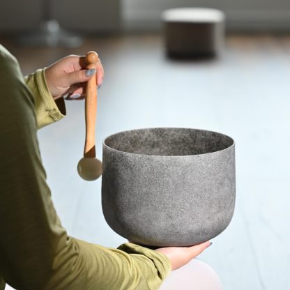 Obsidian Fusion Quartz Crystal Singing Bowl – Note C – Color of Obsidian