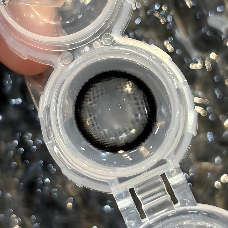 【TiNACON】Sesame Black 14.5mm Daily Watery Soft Contact Lens