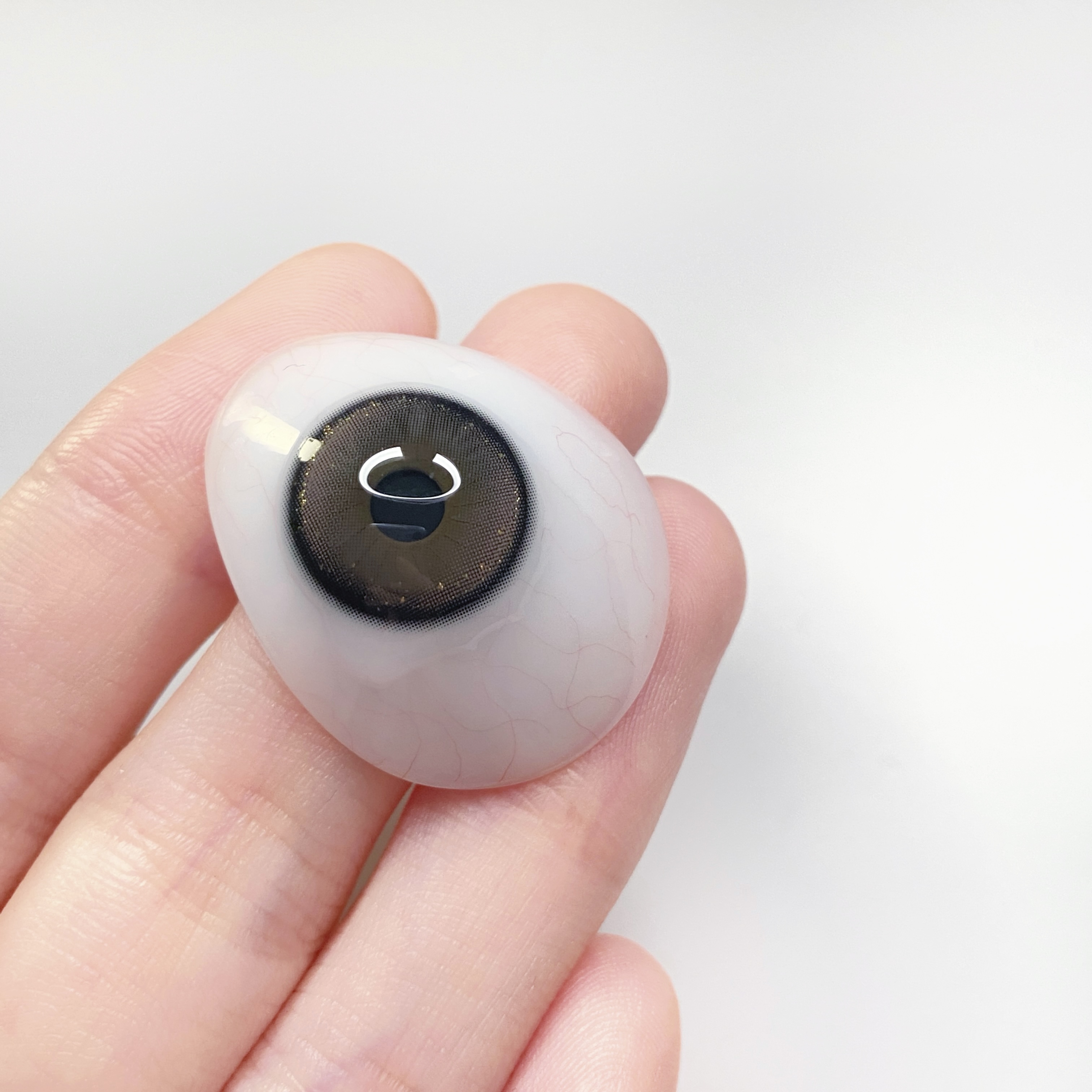 【TiNACON】Black Sugar 14.2mm Daily Watery Soft Contact Lens