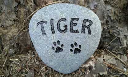 Personalized Pet memorial Stone Dog or Cat