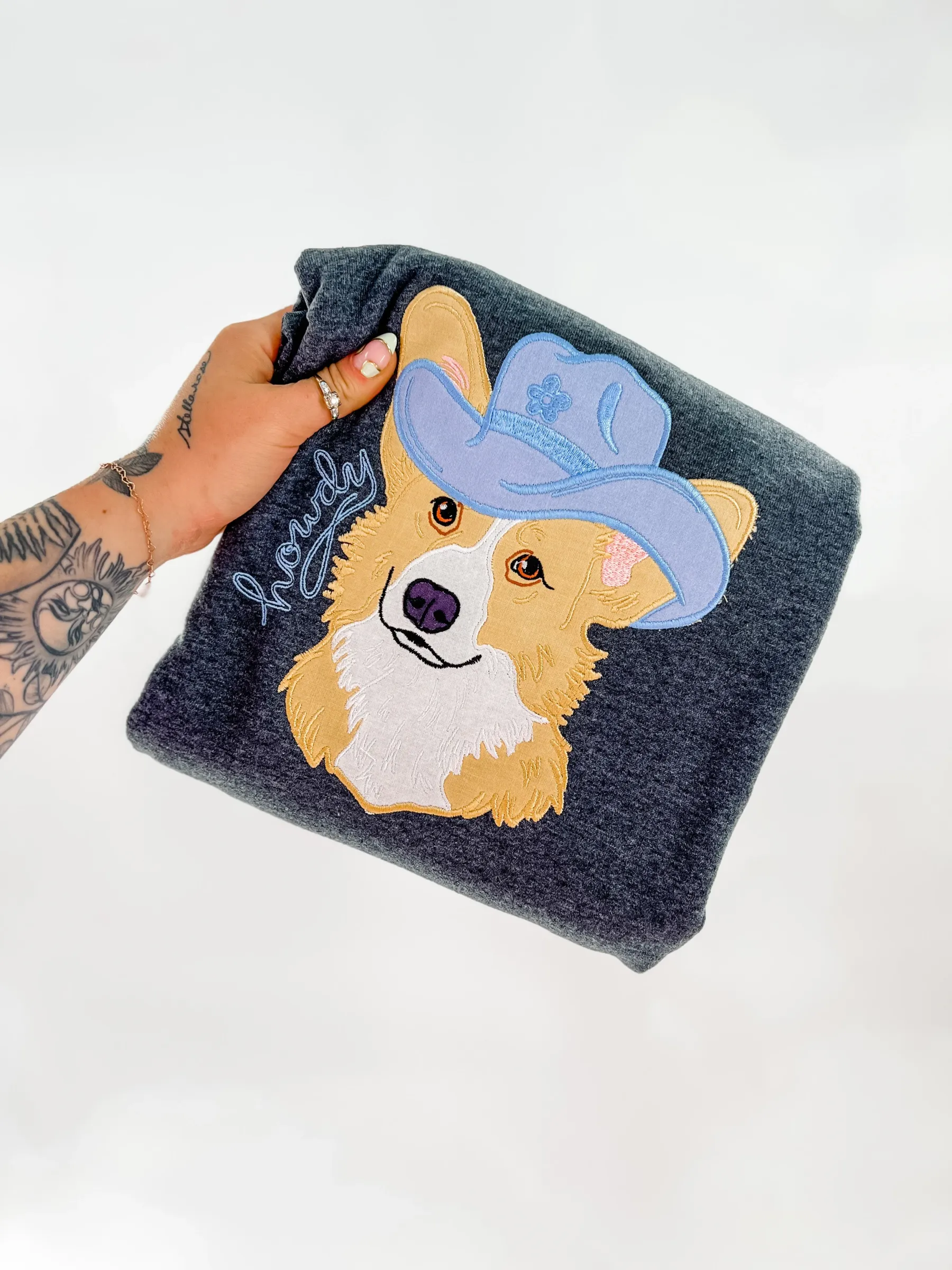 Howdy Corgi Embroidered Applique T's N' Pullovers 🐕Custom🐕